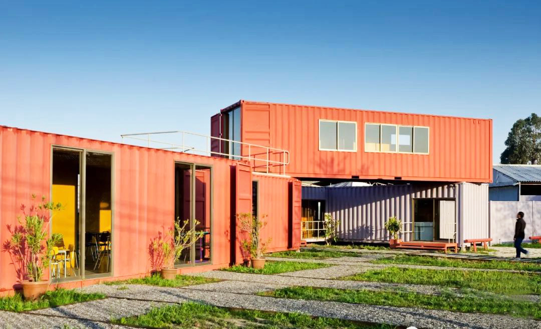 Container farm house