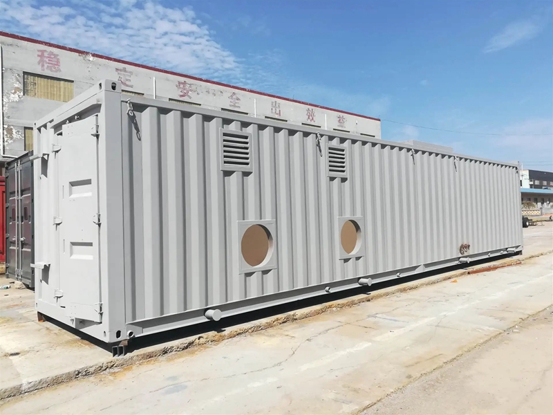 Thermal insulation equipment container